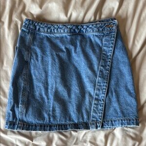 Forever 21 Blue and Gold Wrap Mini Skirt